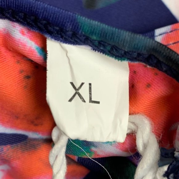 Cupshe Floral Simple Triangle Bikini Top - Picture 4 of 4